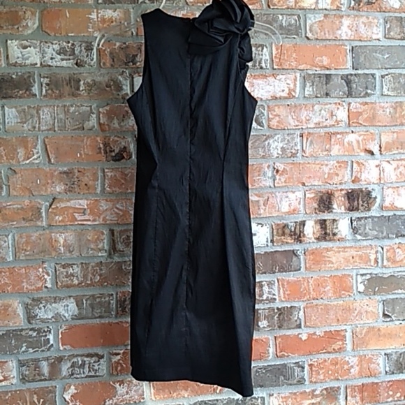 Cache sz4 Sexy Black Sheath w/ruffle accent neck - Picture 6 of 8